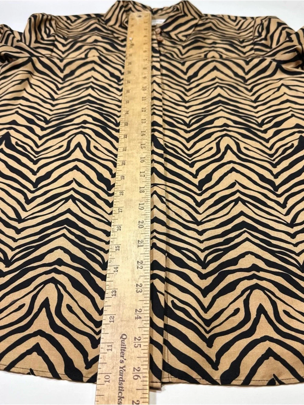 Lafayette 148 Scottie Blouse 100% Silk Size S Zebra Print Animal Luxury Designer - Picture 12 of 14
